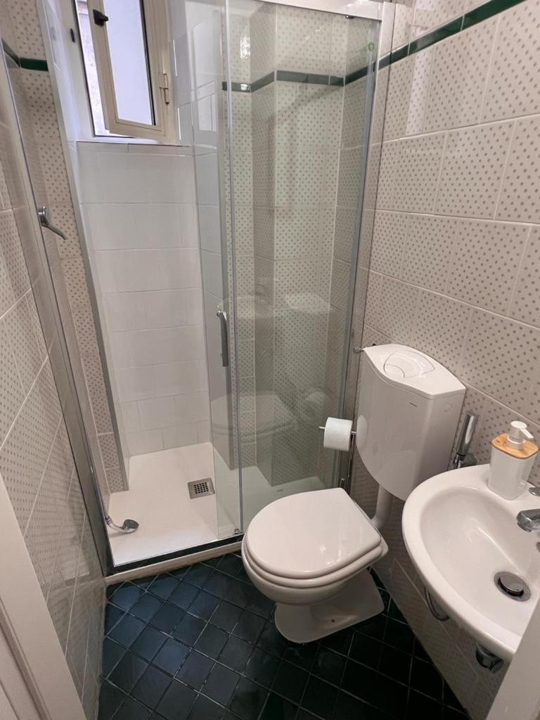 Guest House Biondi Cavour Rome Bagian luar foto
